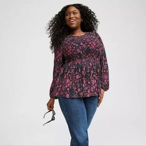 Torrid Size 0 Crinkle Gauze Smocked Peplum Top